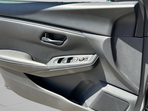 Certified 2025 Nissan Sentra S image 24