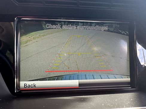 Used 2015 Mercedes-Benz GLK 350 4MATIC image 28