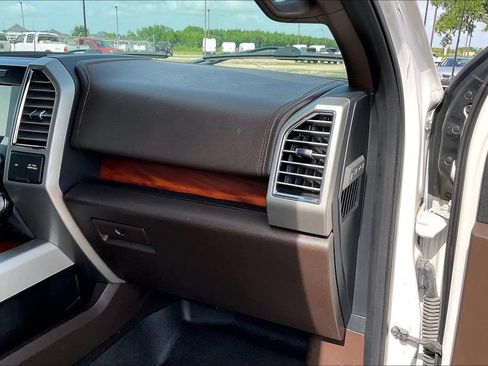 Used 2015 Ford F150 King Ranch w/ Equipment Group 601A Luxury RWD image 23