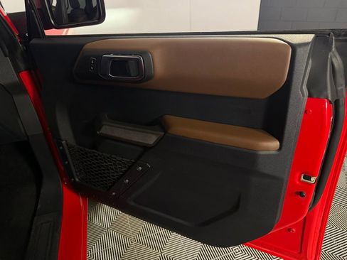 Used 2023 Ford Bronco Outer Banks AWD/4WD image 35