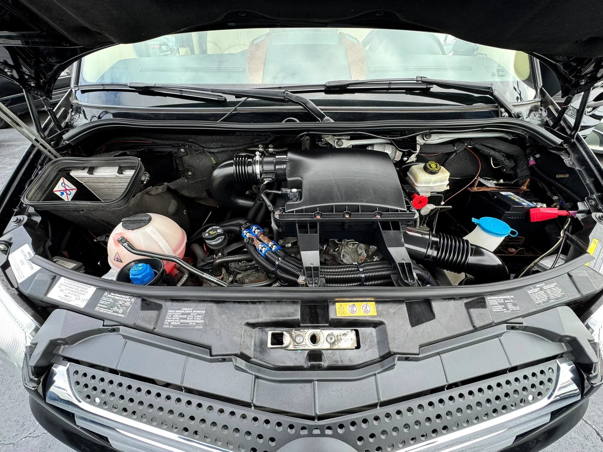 Used 2016 Mercedes-Benz Sprinter 2500 image 83