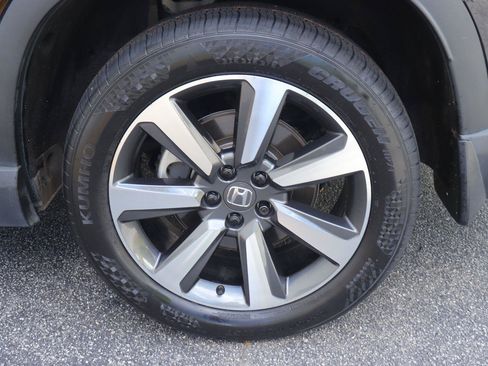 Used 2024 Honda Pilot Elite image 42