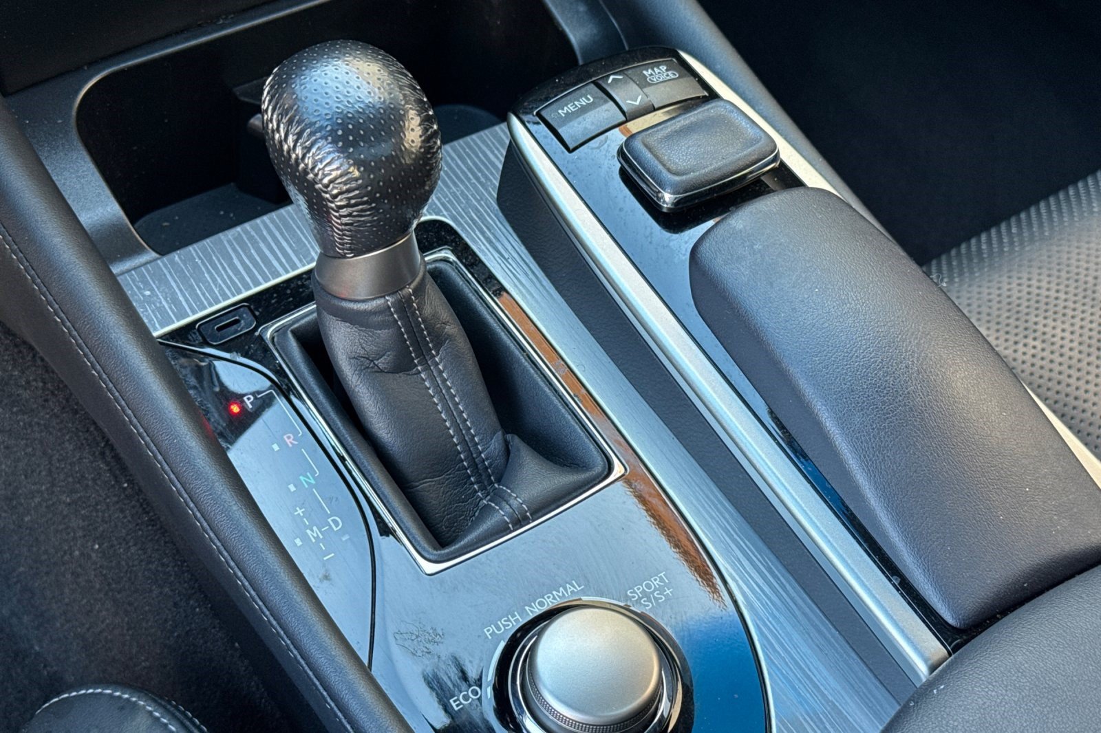 Used 2015 Lexus GS 350 w/ F Sport Package RWD image 17