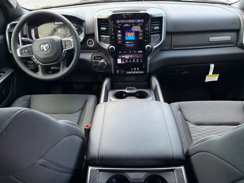 New 2026 RAM 1500 Big Horn AWD/4WD image 33