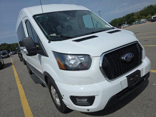 Used 2025 Ford Transit 350 XLT RWD image 2