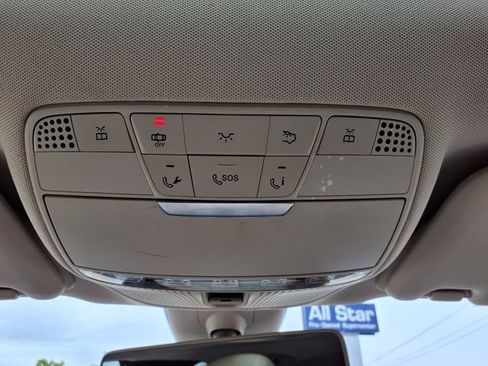 Used 2018 Mercedes-Benz E 300 image 24