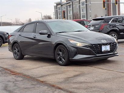 Used 2021 Hyundai Elantra SEL w/ Convenience Package