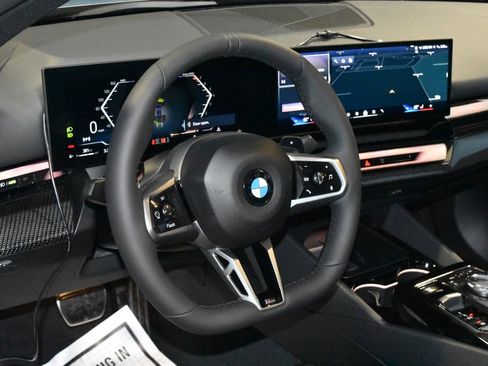 Certified 2026 BMW 540i xDrive w/ M Sport Package image 2