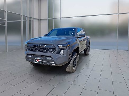 New 2026 Toyota Tacoma TRD Off-Road image 4