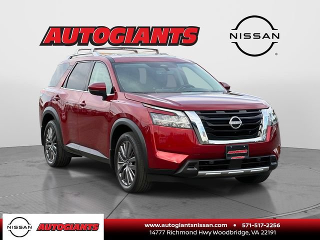 Used 2023 Nissan Pathfinder SL w/ SL Premium Package AWD/4WD image 1
