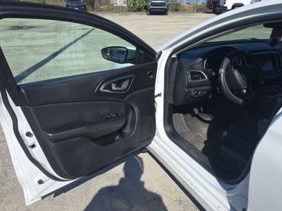 Used 2015 Chrysler 200 Limited w/ Convenience Group