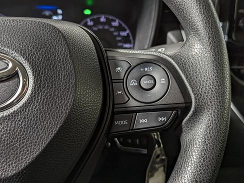 Used 2023 Toyota Corolla LE image 32