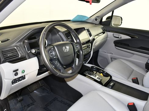 Used 2020 Honda Ridgeline RTL-E image 41