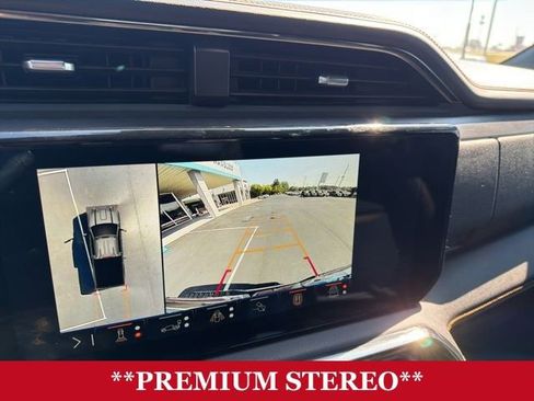 Used 2024 GMC Sierra 2500 AT4 image 19