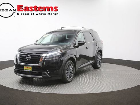 Used 2025 Nissan Pathfinder SL w/ SL Premium Package AWD/4WD image 57
