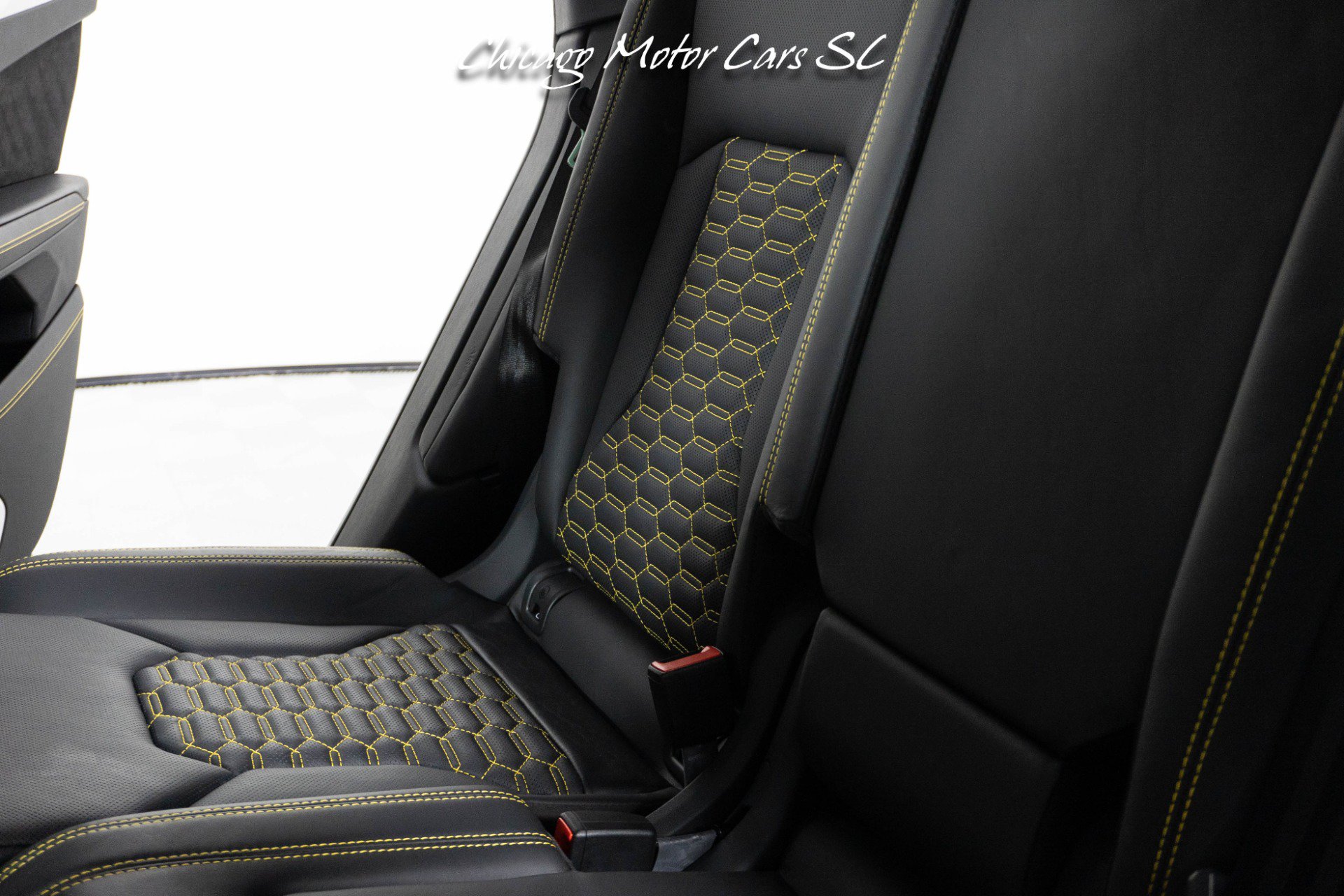 Used 2021 Lamborghini Urus AWD/4WD image 65