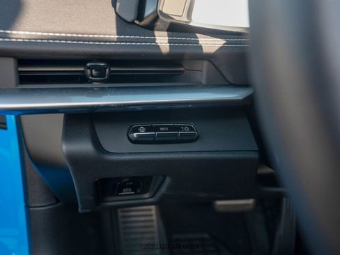 Used 2022 Chevrolet Corvette Stingray Preferred Conv w/ Z51 Performance Package image 32