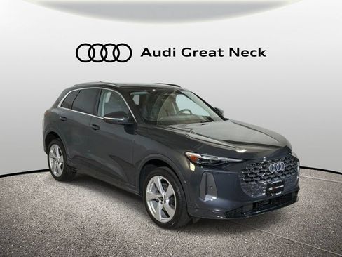 Used 2025 Audi Q5 Premium w/ Premium Plus AWD/4WD image 9