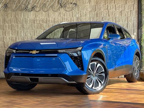 Used 2024 Chevrolet Blazer EV LT AWD/4WD image 2
