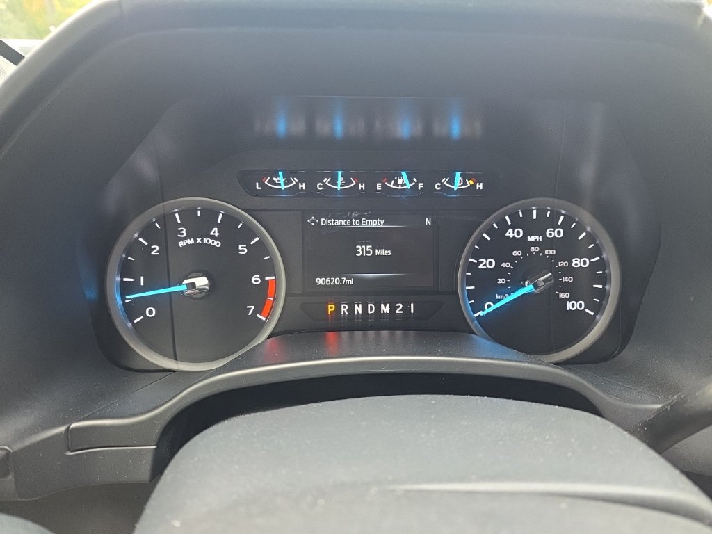 Used 2022 Ford F250 XLT w/ Snow Plow Prep Package AWD/4WD image 14