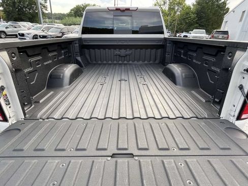 Certified 2026 Chevrolet Silverado 2500 ZR2 w/ LPO, Dark Essentials Package AWD/4WD image 10