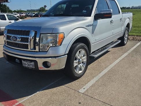 Used 2012 Ford F150 Lariat w/ Lariat Plus Pkg RWD image 2