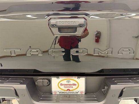 New 2026 Toyota Tacoma TRD Off-Road AWD/4WD image 28
