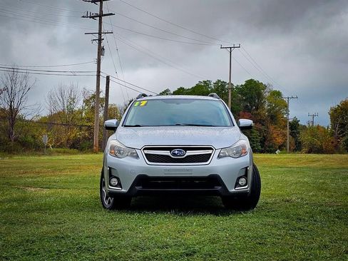 Used 2017 Subaru Crosstrek 2.0i Limited w/ Popular Package #2 image 9