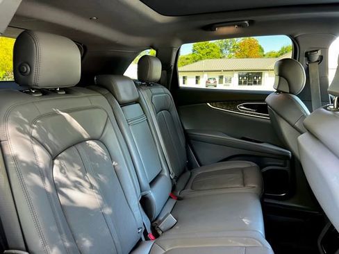 Used 2019 Lincoln Nautilus Reserve image 27