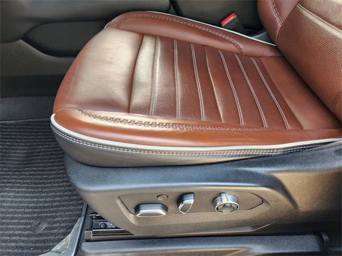 Used 2023 GMC Yukon Denali Ultimate image 25