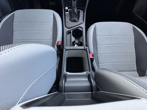 Used 2024 Volkswagen Taos SE image 26