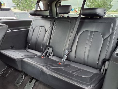 Used 2021 Ford Expedition Max Limited RWD image 16