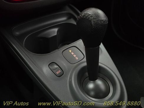 Used 2018 smart fortwo electric drive RWD image 16