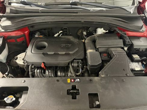 Used 2019 Hyundai Santa Fe SEL FWD image 18