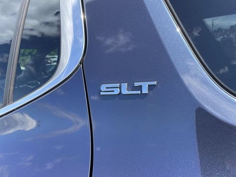 Used 2019 GMC Acadia SLT AWD/4WD image 9