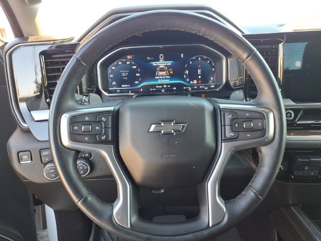 Used 2024 Chevrolet Silverado 1500 RST w/ Convenience Package II AWD/4WD image 8