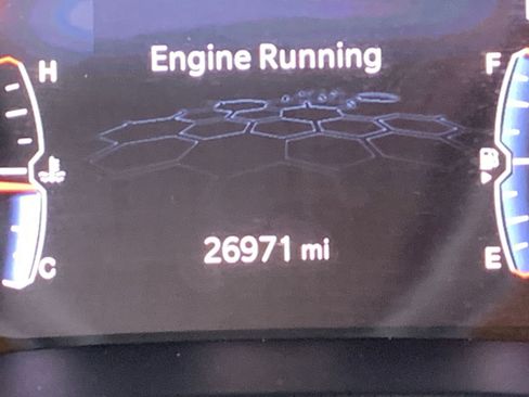 Used 2025 Jeep Compass Limited image 9