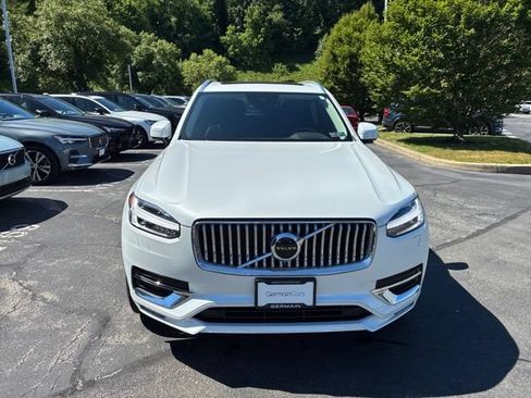 Used 2021 Volvo XC90 T6 Inscription w/ Climate Package AWD/4WD image 8