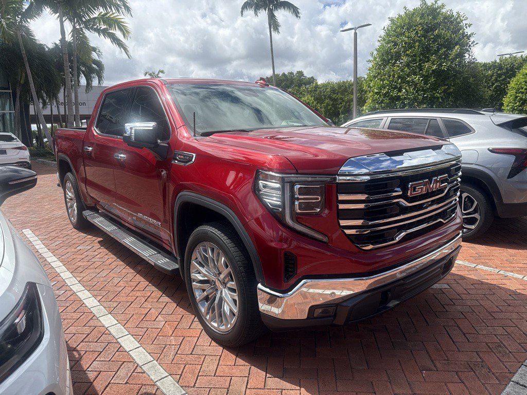 Used 2024 GMC Sierra 1500 SLT w/ SLT Premium Plus Package AWD/4WD image 1