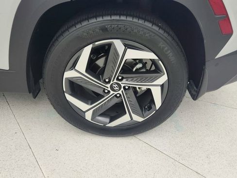Used 2024 Hyundai Tucson Limited FWD image 30
