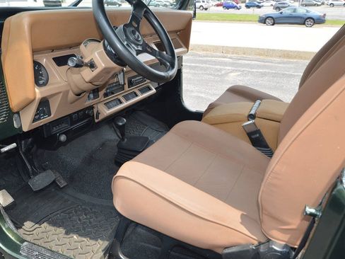 Used 1995 Jeep Wrangler Sahara AWD/4WD image 15
