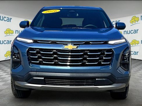 Used 2026 Chevrolet Equinox LT image 2