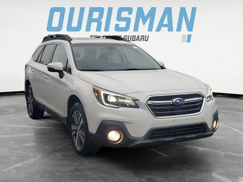 Used 2019 Subaru Outback 2.5i Limited w/ Popular Package #2 image 1