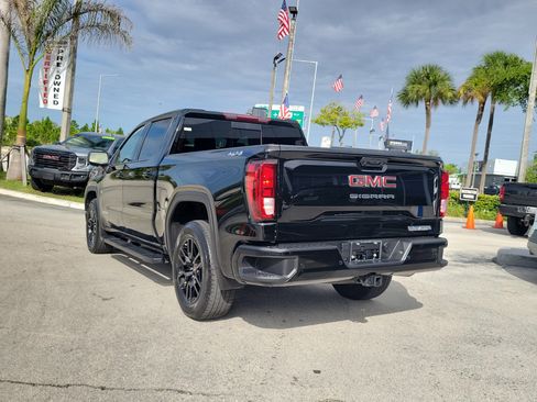 Used 2025 GMC Sierra 1500 Elevation w/ Elevation Premium Package AWD/4WD image 7