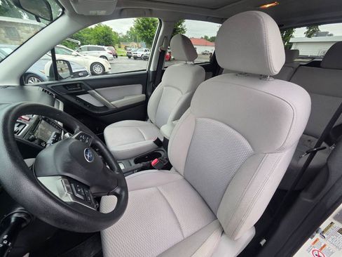 Used 2016 Subaru Forester 2.5i Premium AWD/4WD image 13