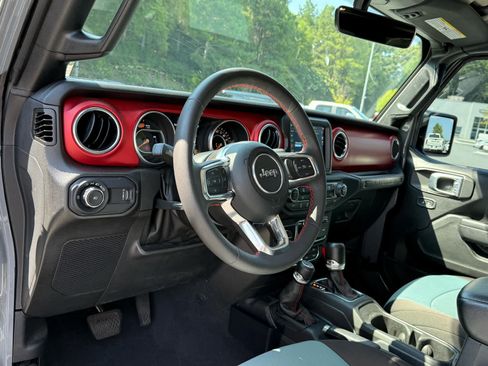 Used 2023 Jeep Wrangler Unlimited Rubicon w/ Xtreme 35 Tire Package AWD/4WD image 15