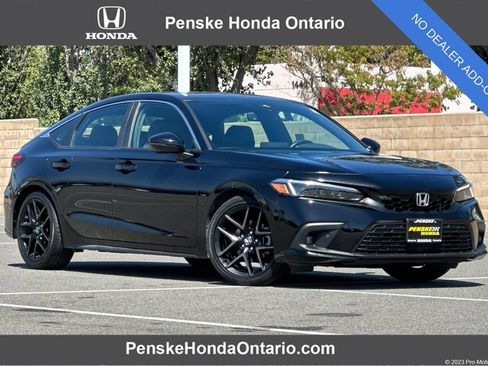 Used 2024 Honda Civic Sport Touring image 1
