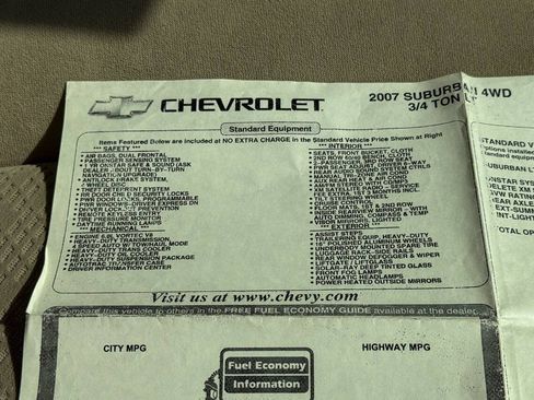 Used 2007 Chevrolet Suburban 2500 LT AWD/4WD image 33