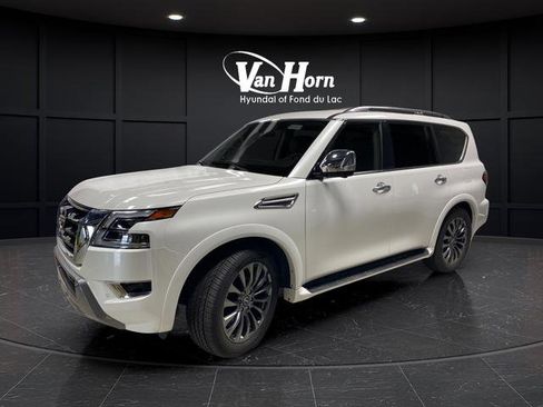Used 2023 Nissan Armada Platinum w/ Captain's Chairs Package AWD/4WD image 3