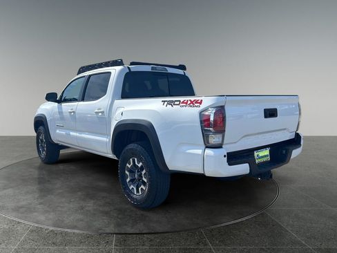 Used 2023 Toyota Tacoma TRD Off-Road w/ Technology Package AWD/4WD image 7